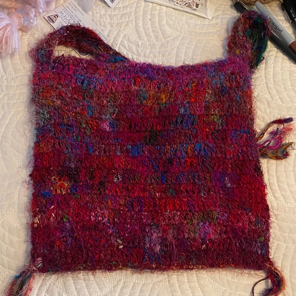 Handmade silk Multicolor Knit Crossbody Bag - Vibrant Pink & Red - Picture 6 of 12